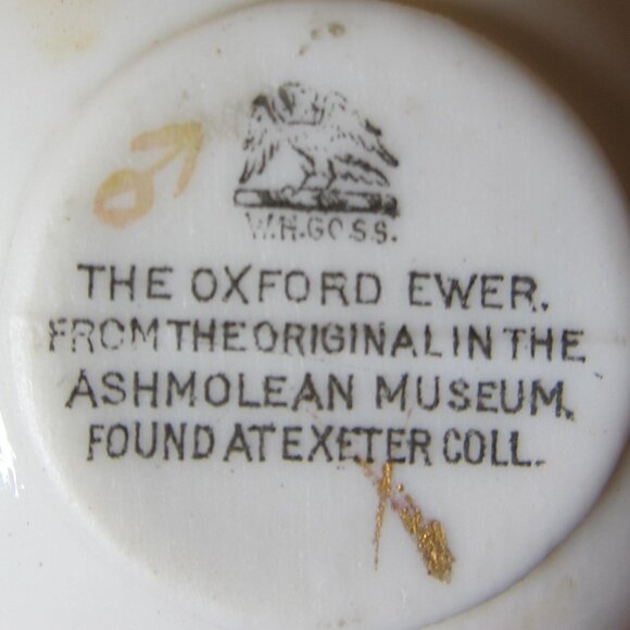 W.H. Goss crested heraldry china vintage Dewsbury (GC040 Grace) - Picture 12 of 12